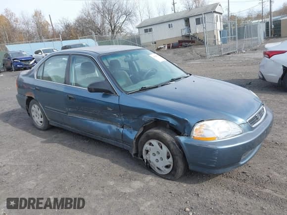 ✅ 1997 Honda Civic LX • VIN: JHMEJ6570VS022957 • Лот: 43626515. Опубликован ранее на IAAI с пробегом 205 169 миль. Бесплатный доступ к архиву аукционных продаж из США и подробный отчёт об истории автомобиля на DreamBid. Изображение 1.