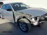 2023 Dodge Charger SXT z VIN 2C3CDXBG9PH690801, wystawiony jako IAAI lot #43584697 z przebiegiem 46 293 mil mil oraz . Historia ofert i sprzedaży dostępna na DreamBid. Obrazek 18.