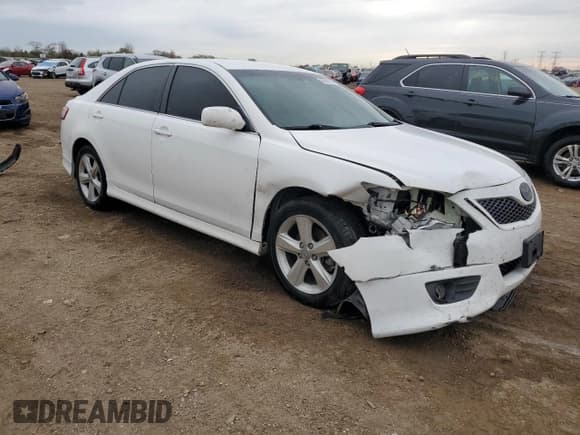 ✅ 2011 Toyota Camry XLE • VIN: 4T1BF3EK2BU773109 • Lot: 86487065. Listed on Copart with 284,509 mi. Free auction sales archive from the USA and detailed vehicle history report at DreamBid. Image 4.