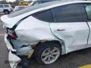 ✅ 2023 Tesla Model Y Long Range • VIN: 7SAYGDEE0PA129801 • Lot: 43740194. Wystawiony na IAAI z przebiegiem 40 066 mil. Bezpłatny archiwum sprzedaży aukcyjnych z USA i szczegółowy raport historii pojazdu na DreamBid. Zdjęcie 22.