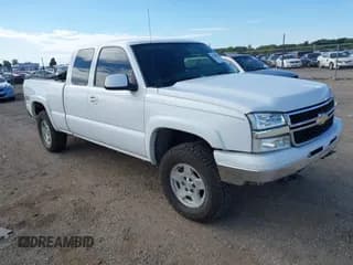 ✅ 2007 Chevrolet Silverado 1500 LT3 • VIN: 1GCEK19BX7Z105855 • Lot: 43430002. Listed on IAAI with 79,058 mi. Free auction sales archive from the USA and detailed vehicle history report at DreamBid. Image 1.