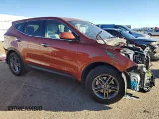 2017 Hyundai Santa Fe 2.4L z VIN 5XYZT3LB3HG381751, wystawiony jako Copart lot #82526645 z przebiegiem 58 596 mil mil oraz Szkoda całkowita • Salvage title. Historia ofert i sprzedaży dostępna na DreamBid. Obrazek 4.