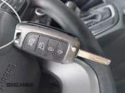 ✅ 2019 Hyundai Kona SE • VIN: KM8K12AA6KU379294 • Лот: 43433132. Опубликован ранее на IAAI с пробегом 61 497 миль. Бесплатный доступ к архиву аукционных продаж из США и подробный отчёт об истории автомобиля на DreamBid. Изображение 11.