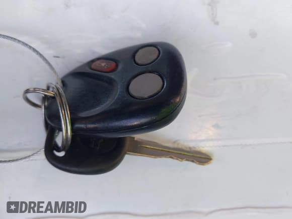 ✅ 2006 Chevrolet Silverado 2500HD LT3 • VIN: 1GCHK23D96F186182 • Лот: 42460326. Опубликован ранее на IAAI с пробегом 298 576 миль. Бесплатный доступ к архиву аукционных продаж из США и подробный отчёт об истории автомобиля на DreamBid. Изображение 11.