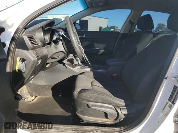 ✅ 2016 Kia Optima LX • VIN: 5XXGT4L32GG003090 • Лот: 90732675. Опубликован ранее на Copart с пробегом 179 122 миль. Бесплатный доступ к архиву аукционных продаж из США и подробный отчёт об истории автомобиля на DreamBid. Изображение 7.