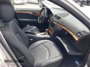 ✅ 2008 Mercedes-Benz E 320 • VIN: WDBUF22X08B324795 • Lot: 41773761. Wystawiony na IAAI z przebiegiem 249 975 mil. Bezpłatny archiwum sprzedaży aukcyjnych z USA i szczegółowy raport historii pojazdu na DreamBid. Zdjęcie 5.