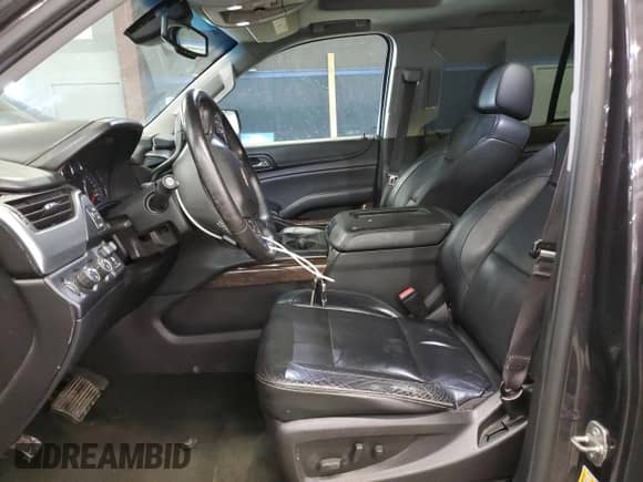 2016 Chevrolet Tahoe LT z VIN 1GNSKBKC6GR300192, wystawiony jako Copart lot #91616445 z przebiegiem 182 596 mil mil oraz Czysty tytuł • Clean title. Historia ofert i sprzedaży dostępna na DreamBid. Obrazek 7.