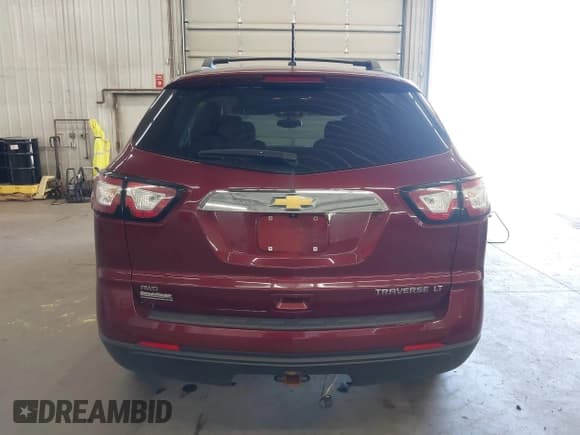 ✅ 2015 Chevrolet Traverse LT • VIN: 1GNKVGKD6FJ346728 • Lot: 43429240. Wystawiony na IAAI z przebiegiem 183 083 mil. Bezpłatny archiwum sprzedaży aukcyjnych z USA i szczegółowy raport historii pojazdu na DreamBid. Zdjęcie 16.