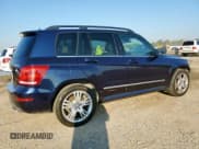 ✅ 2015 Mercedes-Benz GLK 250 • VIN: WDCGG0EBXFG374453 • Лот: 69964065. Опубликован ранее на Copart с пробегом 77 661 миль. Бесплатный доступ к архиву аукционных продаж из США и подробный отчёт об истории автомобиля на DreamBid. Изображение 3.