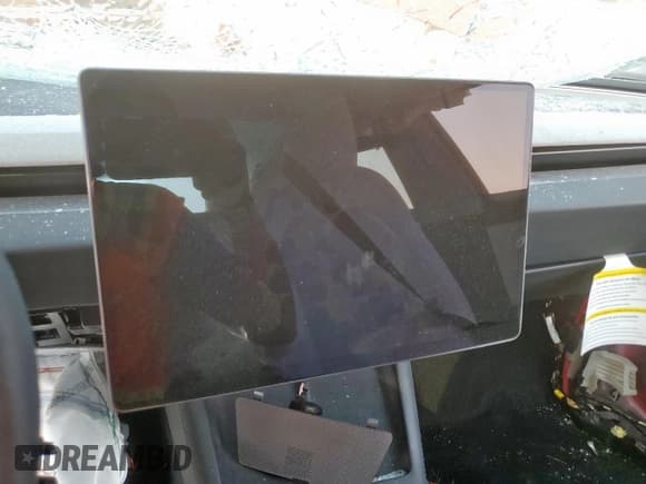 ✅ 2025 Tesla Model 3 Long Range • VIN: 5YJ3E1EA9SF042113 • Lot: 81406735. Listed on Copart with Not provided. Free auction sales archive from the USA and detailed vehicle history report at DreamBid. Image 9.