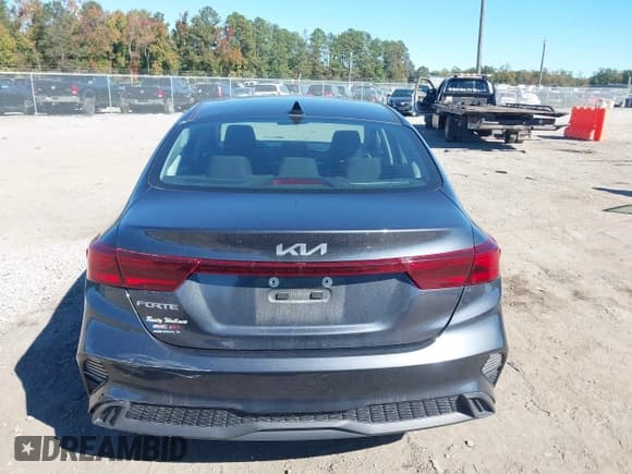 ✅ 2023 Kia Forte LXS • VIN: 3KPF24AD2PE608262 • Lot: 43429969. Listed on IAAI with 53,919 mi. Free auction sales archive from the USA and detailed vehicle history report at DreamBid. Image 17.