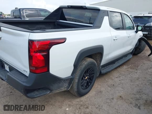 ✅ 2024 Chevrolet Silverado EV Work Truck • VIN: 1GC10VEL6RU200925 • Лот: 42101870. Опубликован ранее на IAAI с пробегом 11 817 миль. Бесплатный доступ к архиву аукционных продаж из США и подробный отчёт об истории автомобиля на DreamBid. Изображение 4.