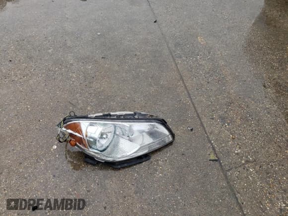 ✅ 2008 Chevrolet Malibu LTZ • VIN: 1G1ZK57708F245674 • Lot: 70932334. Wystawiony na Copart z przebiegiem Nie podano. Bezpłatny archiwum sprzedaży aukcyjnych z USA i szczegółowy raport historii pojazdu na DreamBid. Zdjęcie 14.