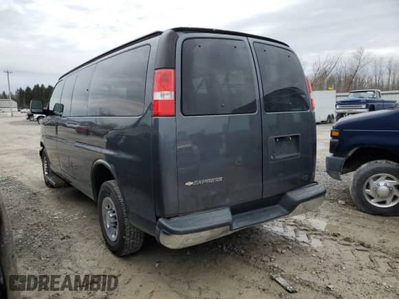 2017 Chevrolet Express Passenger LT z VIN 1GAWGFFF8H1244398, wystawiony jako Copart lot #51238305 z przebiegiem 127 510 mil mil oraz Szkoda całkowita • Salvage title. Historia ofert i sprzedaży dostępna na DreamBid. Obrazek 2.