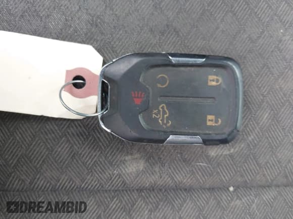 ✅ 2019 Chevrolet Silverado 1500 RST • VIN: 1GCRYEED7KZ176390 • Lot: 43629379. Listed on IAAI with 108,209 mi. Free auction sales archive from the USA and detailed vehicle history report at DreamBid. Image 11.