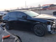 ✅ 2023 Lexus RZ 450e Premium • VIN: JTJAAAAB5PA015618 • Lot: 41201478. Wystawiony na IAAI z przebiegiem 11 566 mil. Bezpłatny archiwum sprzedaży aukcyjnych z USA i szczegółowy raport historii pojazdu na DreamBid. Zdjęcie 12.