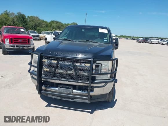 ✅ 2017 Ford F-250 Lariat • VIN: 1FT7W2BT9HEE70915 • Лот: 42808317. Опубликован ранее на IAAI с пробегом 229 023 миль. Бесплатный доступ к архиву аукционных продаж из США и подробный отчёт об истории автомобиля на DreamBid. Изображение 12.