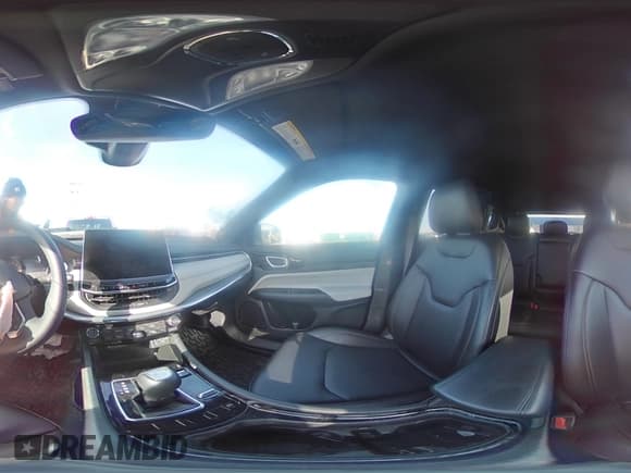 ✅ 2024 Jeep Compass Limited • VIN: 3C4NJDCN2RT588159 • Lot: 51596325. Listed on Copart with 18,713 mi. Free auction sales archive from the USA and detailed vehicle history report at DreamBid. Image 13.