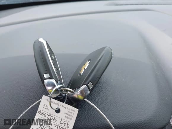 ✅ 2021 Chevrolet Traverse LT Cloth • VIN: 1GNERGKW1MJ256399 • Lot: 42246415. Listed on IAAI with 67,432 mi. Free auction sales archive from the USA and detailed vehicle history report at DreamBid. Image 11.