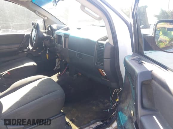 ✅ 2014 Nissan Titan SE • VIN: 1N6BA0EK1EN518044 • Лот: 42294912. Опубликован ранее на IAAI с пробегом 131 190 миль. Бесплатный доступ к архиву аукционных продаж из США и подробный отчёт об истории автомобиля на DreamBid. Изображение 5.