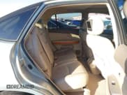 ✅ 2007 Lexus RX 350 • VIN: 2T2GK31U67C009325 • Lot: 43820514. Wystawiony na IAAI z przebiegiem 94 081 mil. Bezpłatny archiwum sprzedaży aukcyjnych z USA i szczegółowy raport historii pojazdu na DreamBid. Zdjęcie 8.