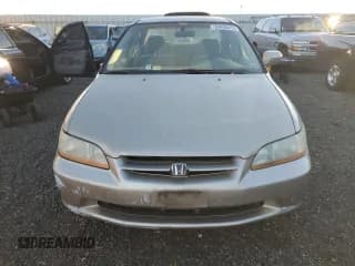 ✅ 2000 Honda Accord SE • VIN: 1HGCG6695YA106386 • Lot: 93440415. Listed on Copart with 125,063 mi. Free auction sales archive from the USA and detailed vehicle history report at DreamBid. Image 5.