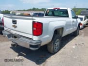 ✅ 2015 Chevrolet Silverado 2500HD Work Truck • VIN: 1GC0CUEG0FZ127484 • Lot: 42210539. Wystawiony na IAAI z przebiegiem 140 254 mil. Bezpłatny archiwum sprzedaży aukcyjnych z USA i szczegółowy raport historii pojazdu na DreamBid. Zdjęcie 4.