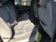 ✅ 2006 GMC Sierra 1500 SLE2 • VIN: 2GTEK13T661242199 • Lot: 70198294. Wystawiony na Copart z przebiegiem 143 288 mil. Bezpłatny archiwum sprzedaży aukcyjnych z USA i szczegółowy raport historii pojazdu na DreamBid. Zdjęcie 11.