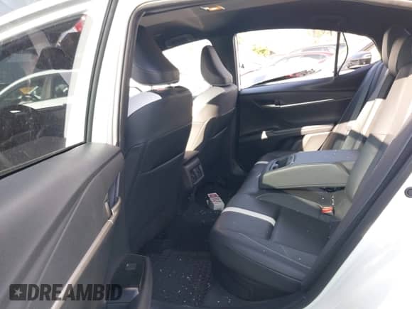 2025 Toyota Camry LE с VIN 4T1DAACK1SU043867, выставлен на аукционе IAAI как лот 43255400 с пробегом 11 131 миль миль и . История ставок и продаж доступна на DreamBid. Изображение 21.