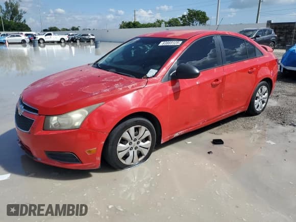 ✅ 2015 Chevrolet Cruze LS • VIN: 1G1PA5SH9F7185749 • Lot: 83869125. Listed on Copart with 139,634 mi. Free auction sales archive from the USA and detailed vehicle history report at DreamBid. Image 1.