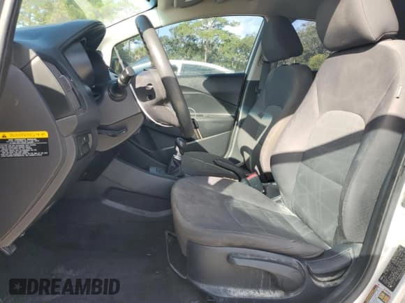 ✅ 2013 Kia Rio LX • VIN: KNADM4A30D6296384 • Lot: 82692675. Listed on Copart with 171,701 mi. Free auction sales archive from the USA and detailed vehicle history report at DreamBid. Image 7.
