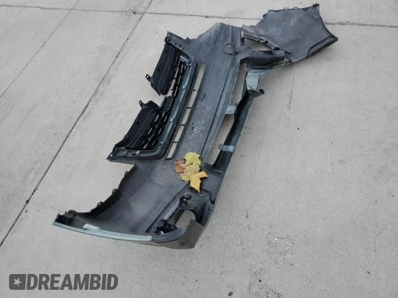 2018 Subaru Forester Limited with VIN JF2SJARC8JH586461, listed as a Copart auction lot 86336885 with 65,237 mi miles and Salvage title. Bid and sale history available at DreamBid. Image 12.