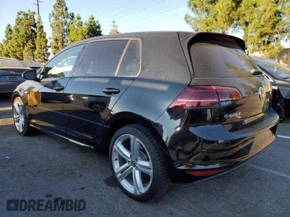 ✅ 2015 Volkswagen Golf SEL Premium • VIN: WVWPP7AU4FW910146 • Lot: 80571395. Wystawiony na Copart z przebiegiem 44 781 mil. Bezpłatny archiwum sprzedaży aukcyjnych z USA i szczegółowy raport historii pojazdu na DreamBid. Zdjęcie 2.