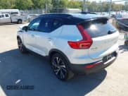 ✅ 2022 Volvo XC40 R-Design • VIN: YV4162UM5N2648695 • Лот: 43353242. Опубликован ранее на IAAI с пробегом 59 020 миль. Бесплатный доступ к архиву аукционных продаж из США и подробный отчёт об истории автомобиля на DreamBid. Изображение 3.