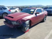 ✅ 2014 Ford Mustang V6 • VIN: 1ZVBP8AM9E5202010 • Lot: 43540548. Wystawiony na IAAI z przebiegiem 105 849 mil. Bezpłatny archiwum sprzedaży aukcyjnych z USA i szczegółowy raport historii pojazdu na DreamBid. Zdjęcie 2.