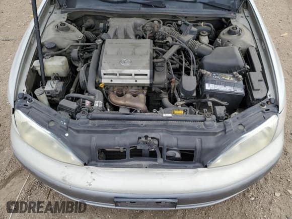 ✅ 1998 Lexus ES 300 • VIN: JT8BF28G1W0137766 • Lot: 44849085. Listed on Copart with 216,101 mi. Free auction sales archive from the USA and detailed vehicle history report at DreamBid. Image 11.