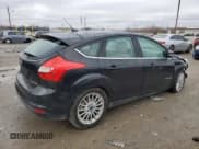 ✅ 2013 Ford Focus Electric • VIN: 1FADP3R45DL139846 • Lot: 43901975. Listed on Copart with 70,000 mi. Free auction sales archive from the USA and detailed vehicle history report at DreamBid. Image 3.