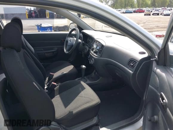 ✅ 2009 Hyundai Accent Auto GS • VIN: KMHCM36C69U117085 • Лот: 42312851. Опубликован ранее на IAAI с пробегом 178 531 миль. Бесплатный доступ к архиву аукционных продаж из США и подробный отчёт об истории автомобиля на DreamBid. Изображение 5.