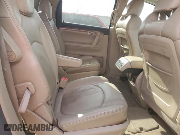 ✅ 2008 Saturn Outlook XR • VIN: 5GZER337X8J299328 • Lot: 90716145. Wystawiony na Copart z przebiegiem 148 425 mil. Bezpłatny archiwum sprzedaży aukcyjnych z USA i szczegółowy raport historii pojazdu na DreamBid. Zdjęcie 11.