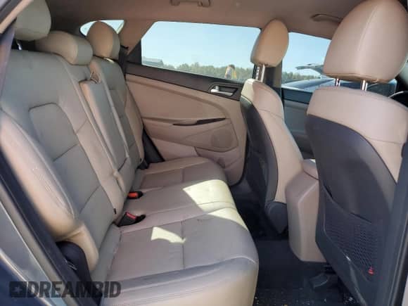 2021 Hyundai Tucson Value with VIN KM8J33A44MU305509, listed as a Copart auction lot 89531555 with 57,548 mi miles and Salvage title. Bid and sale history available at DreamBid. Image 11.