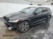 ✅ 2024 Volvo V60 Plus • VIN: YV4L12WY5R2134732 • Лот: 78750384. Опубликован ранее на Copart с пробегом 9 641 миль. Бесплатный доступ к архиву аукционных продаж из США и подробный отчёт об истории автомобиля на DreamBid. Изображение 1.