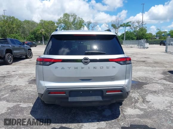 ✅ 2022 Nissan Pathfinder SV • VIN: 5N1DR3BA1NC213507 • Lot: 42966400. Listed on IAAI with 76,252 mi. Free auction sales archive from the USA and detailed vehicle history report at DreamBid. Image 17.