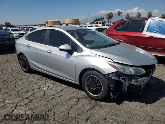 ✅ 2017 Chevrolet Cruze LS • VIN: 1G1BC5SM1H7127462 • Лот: 84049385. Опубликован ранее на Copart с пробегом 149 667 миль. Бесплатный доступ к архиву аукционных продаж из США и подробный отчёт об истории автомобиля на DreamBid. Изображение 4.