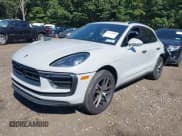 ✅ 2024 Porsche Macan • VIN: WP1AA2A59RLB17464 • Lot: 43243809. Wystawiony na IAAI z przebiegiem 6 192 mil. Bezpłatny archiwum sprzedaży aukcyjnych z USA i szczegółowy raport historii pojazdu na DreamBid. Zdjęcie 2.