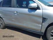 ✅ 2020 Mitsubishi Outlander ES • VIN: JA4AR3AU2LU003678 • Lot: 42663685. Listed on IAAI with 153,692 mi. Free auction sales archive from the USA and detailed vehicle history report at DreamBid. Image 19.