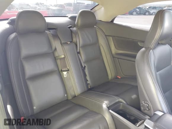 ✅ 2011 Volvo C70 • VIN: YV1672MC6BJ118857 • Лот: 43722554. Опубликован ранее на IAAI с пробегом 169 389 миль. Бесплатный доступ к архиву аукционных продаж из США и подробный отчёт об истории автомобиля на DreamBid. Изображение 8.