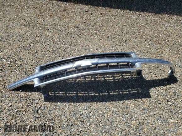 ✅ 2003 Chevrolet Suburban LS • VIN: 1GNFK16T43J324845 • Лот: 55322475. Опубликован ранее на Copart с пробегом 329 718 миль. Бесплатный доступ к архиву аукционных продаж из США и подробный отчёт об истории автомобиля на DreamBid. Изображение 13.