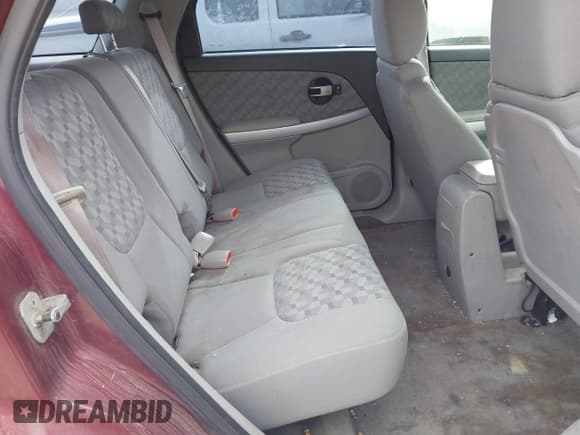 ✅ 2007 Chevrolet Equinox LS • VIN: 2CNDL13F576013693 • Лот: 41834412. Опубликован ранее на IAAI с пробегом 204 636 миль. Бесплатный доступ к архиву аукционных продаж из США и подробный отчёт об истории автомобиля на DreamBid. Изображение 8.