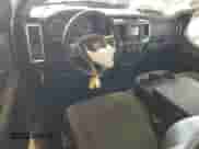 2022 Ram 1500 SLT z VIN 3C6JR7ET4NG188005, wystawiony jako Copart lot #84073114 z przebiegiem 16 813 mil mil oraz Czysty tytuł • Clean title. Historia ofert i sprzedaży dostępna na DreamBid. Obrazek 8.