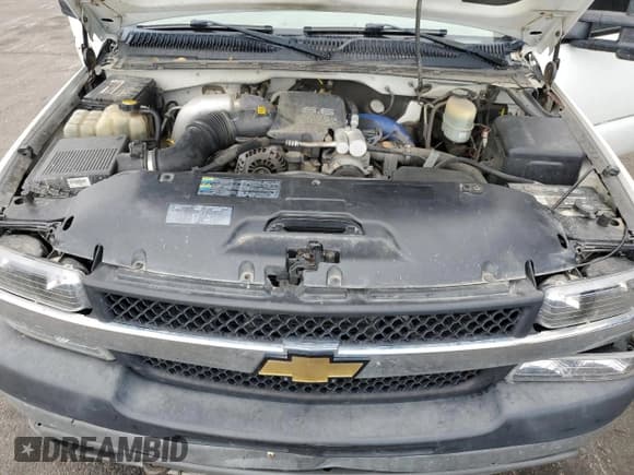 ✅ 2001 Chevrolet Silverado 2500HD • VIN: 1GCHK231X1F213744 • Lot: 92597325. Wystawiony na Copart z przebiegiem 237 190 mil. Bezpłatny archiwum sprzedaży aukcyjnych z USA i szczegółowy raport historii pojazdu na DreamBid. Zdjęcie 11.